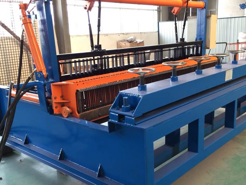 Square Mesh Machine